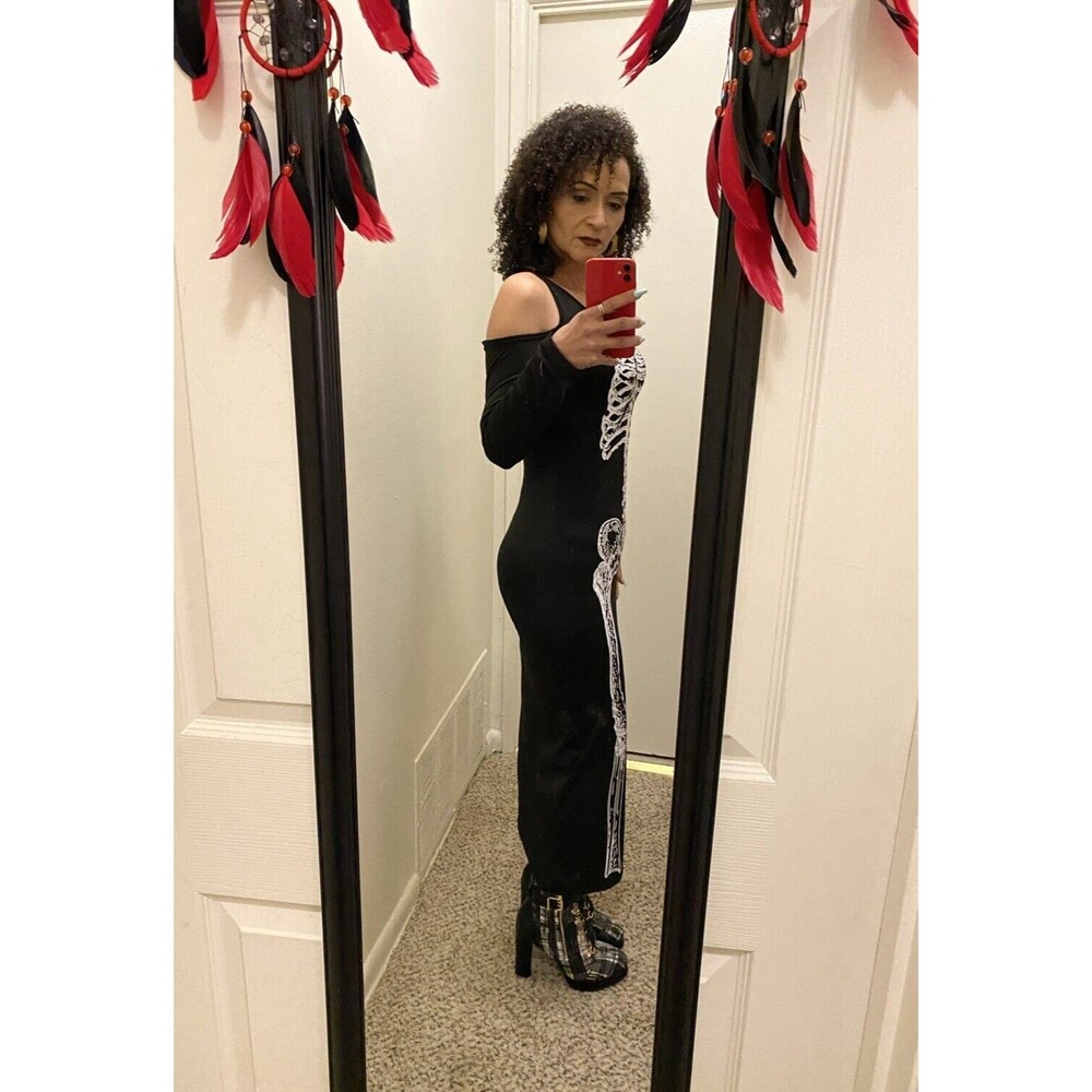 Black-Full Length-Cold Shoulder-Curve Hugging-Skeleton Body Con Dress-Small-Used View 2